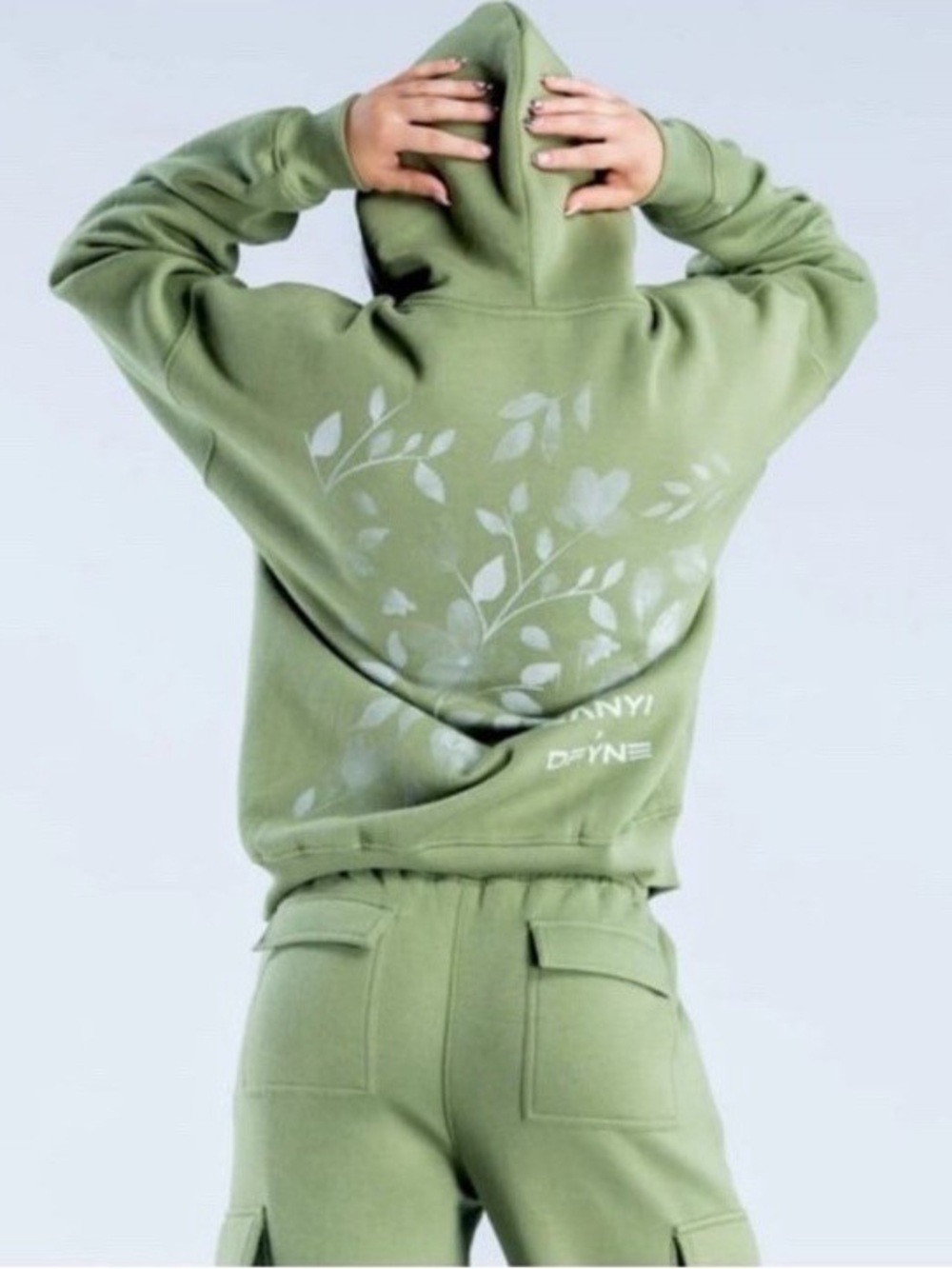 DFYNE X Lanyi Collab Green Women's Hoodie Sweater with Leaf Print Small